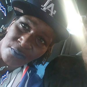 Meet your Posher, Latonya